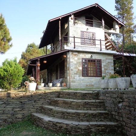 Frozen Woods Resort Mukteshwar Bagian luar foto